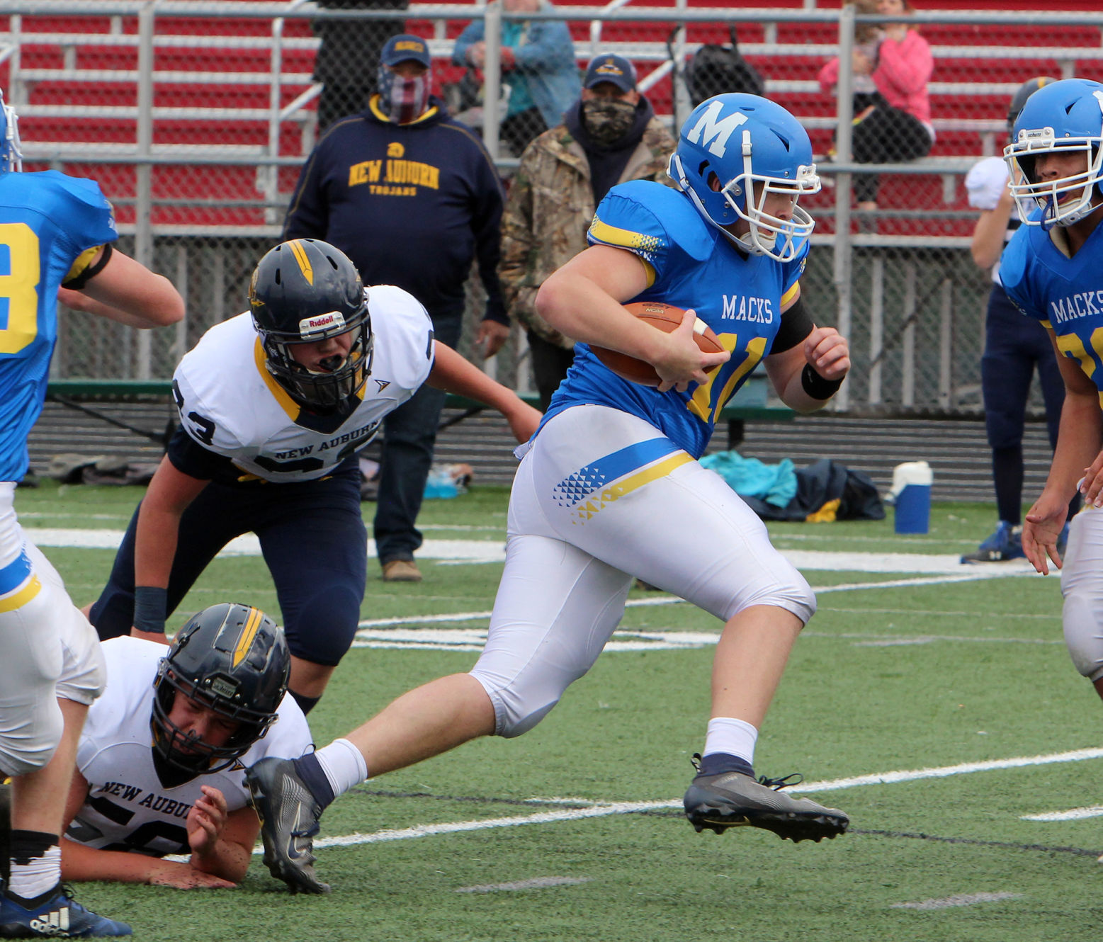 New Auburn at McDonell football 10-3-20